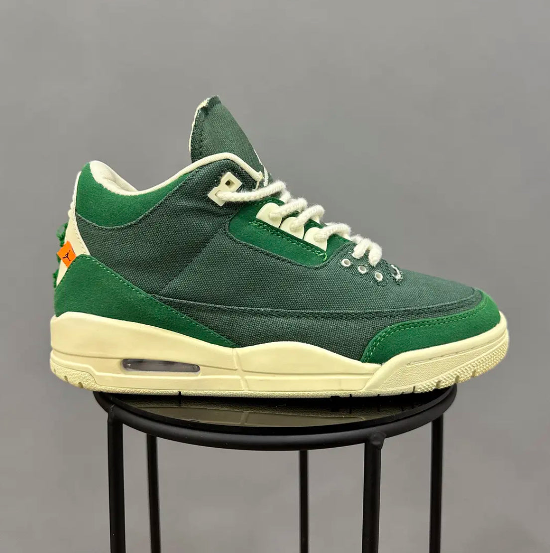 Jordan Retro 3 Nina Chanel