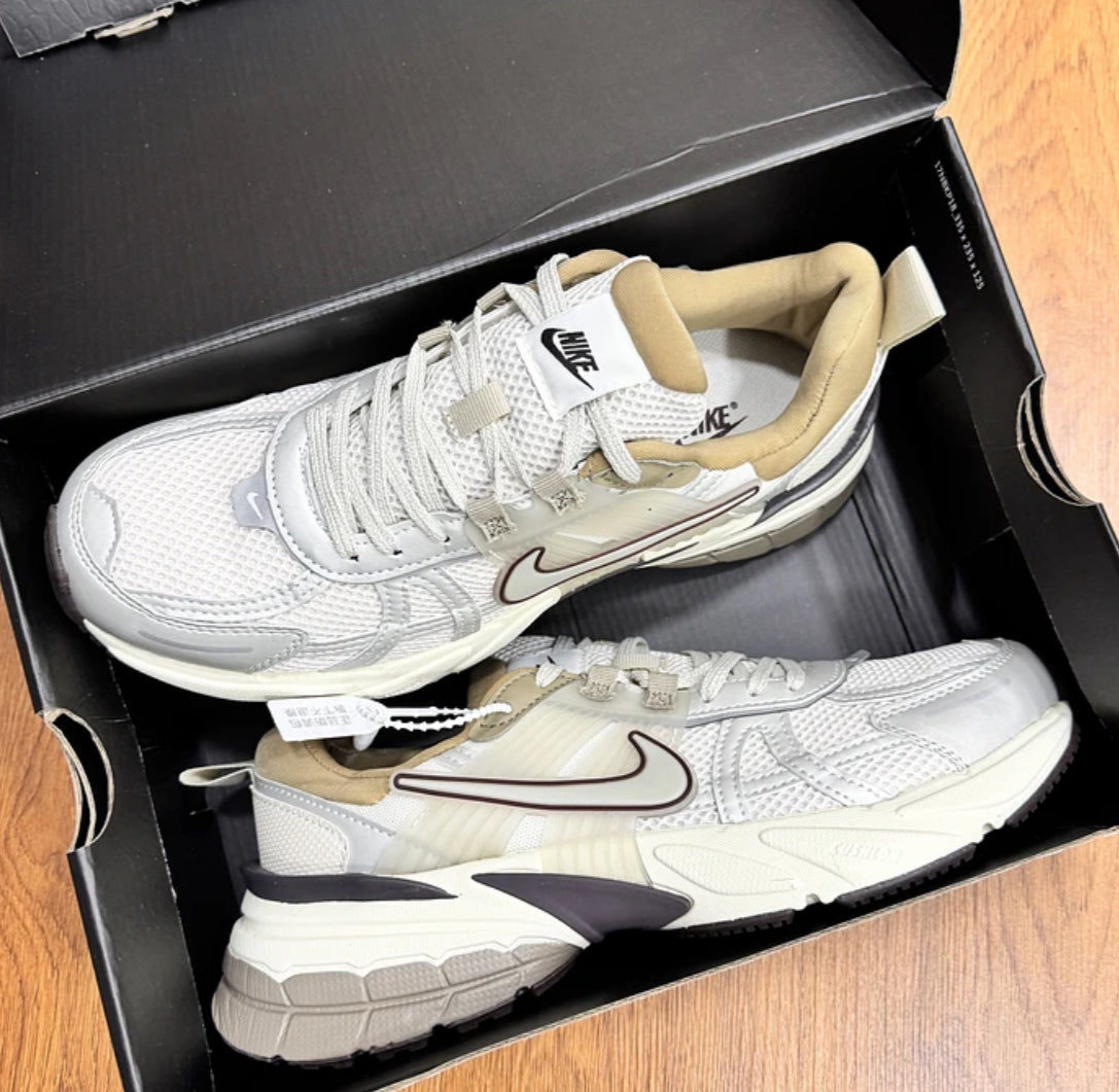 Nike V2K Run Brown