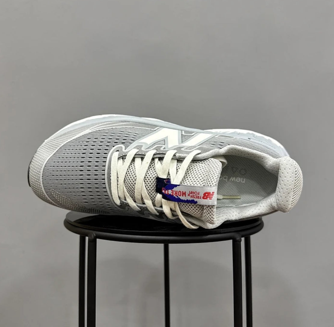 New Balance Trail More V3 Gris