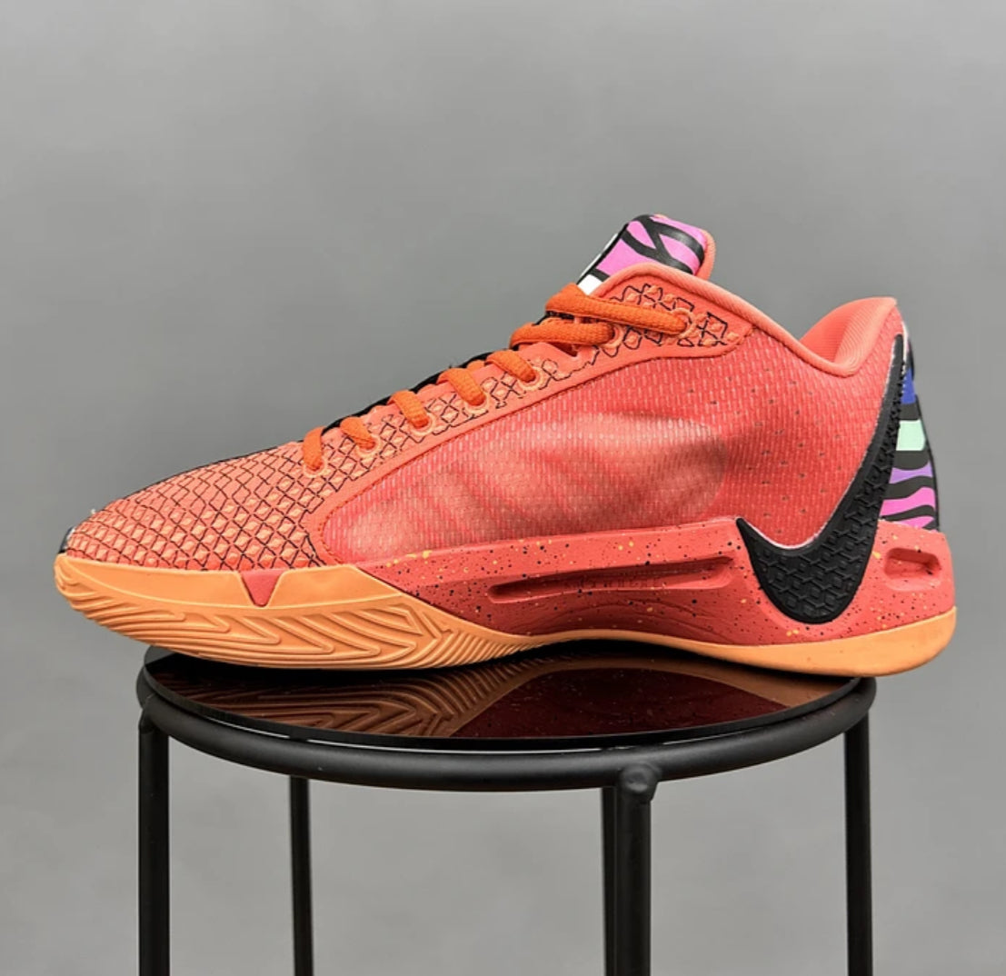 Nike Sabrina Orange