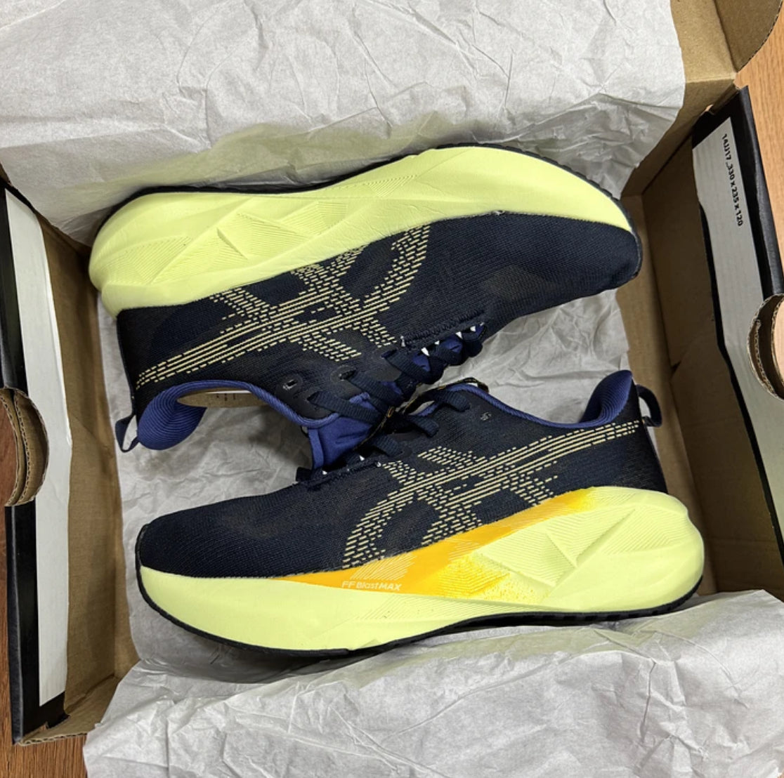 Asics Novablast 5 Dark Blue