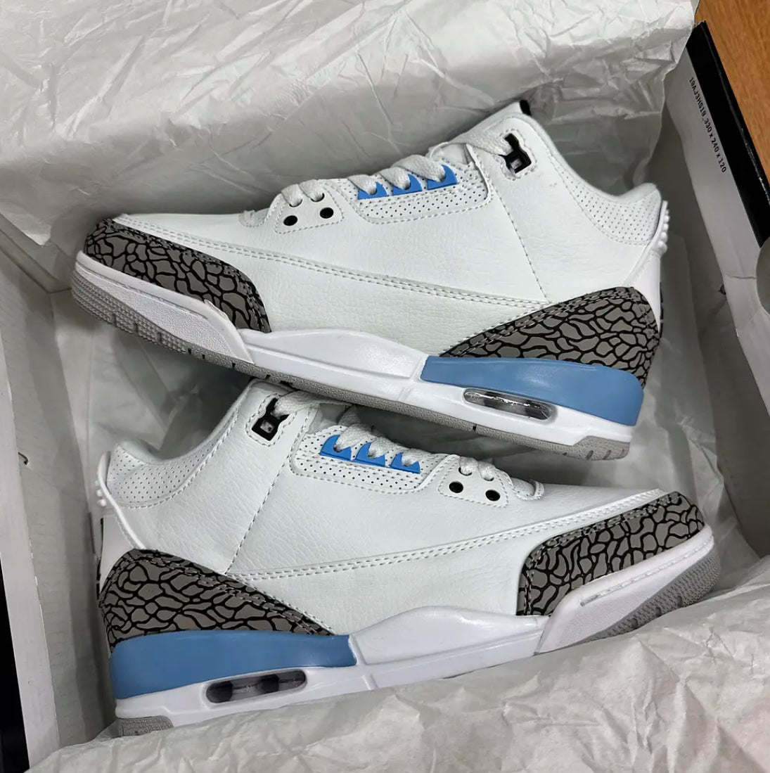 Jordan Retro 3 UNC