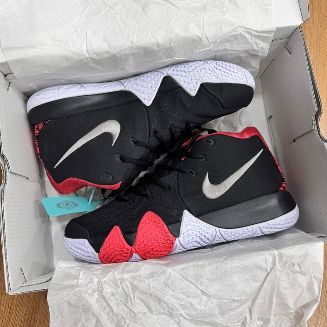 Nike Kyrie 4 Black Red