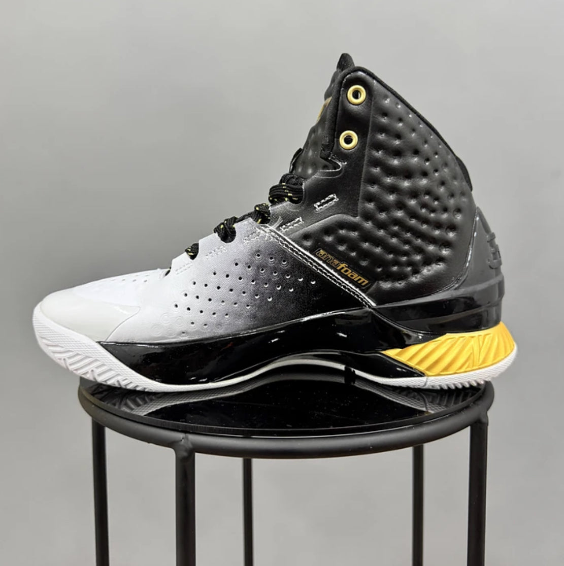 Under Armour Curry 1 Black Gold