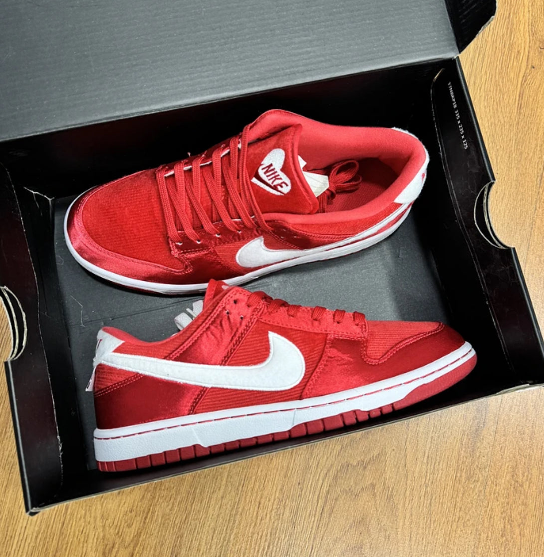 Nike Sb Dunk San Valentín