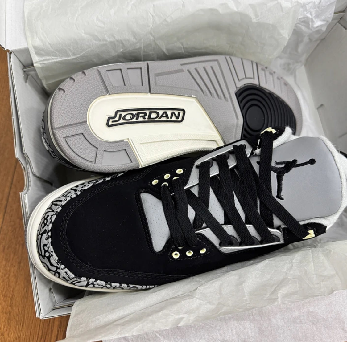 Jordan Retro 3 Off Noir