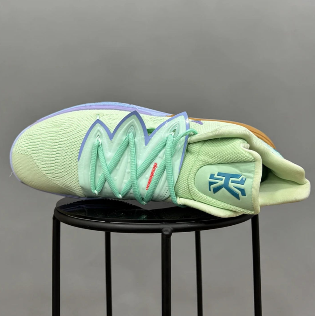 Nike Kyrie 5 Calamardo