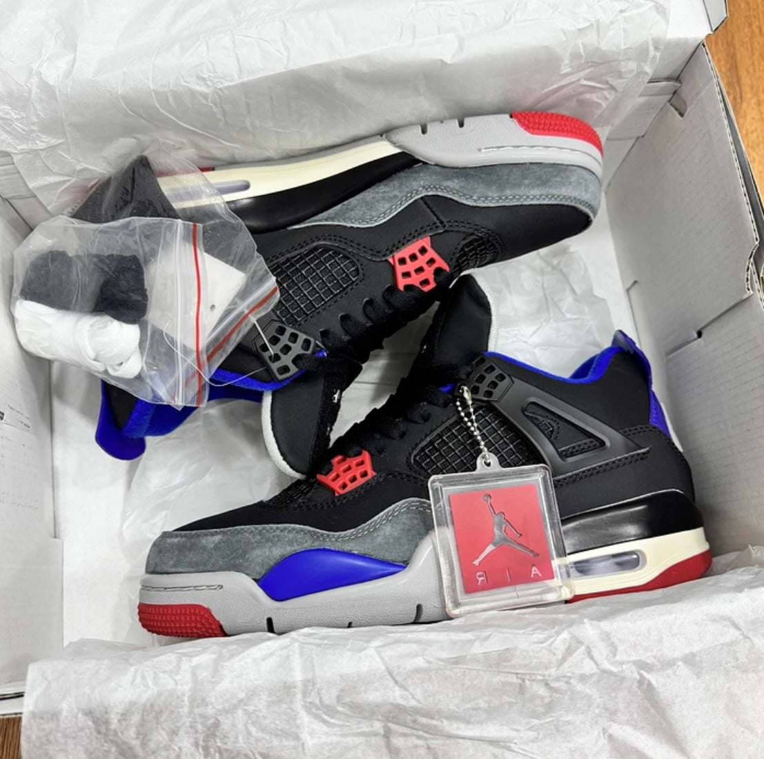 Jordan Retro 4 Rare Air