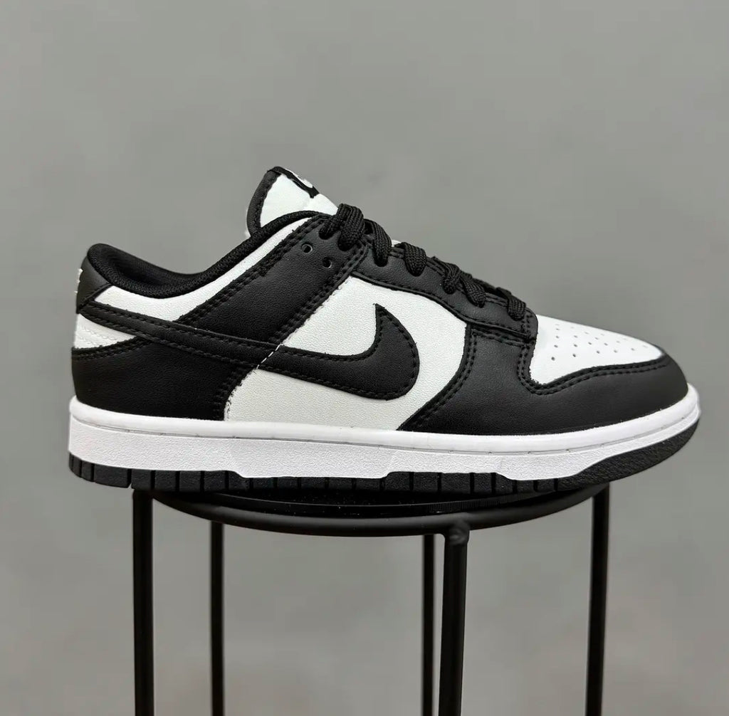 Nike Sb Dunk Panda Classic