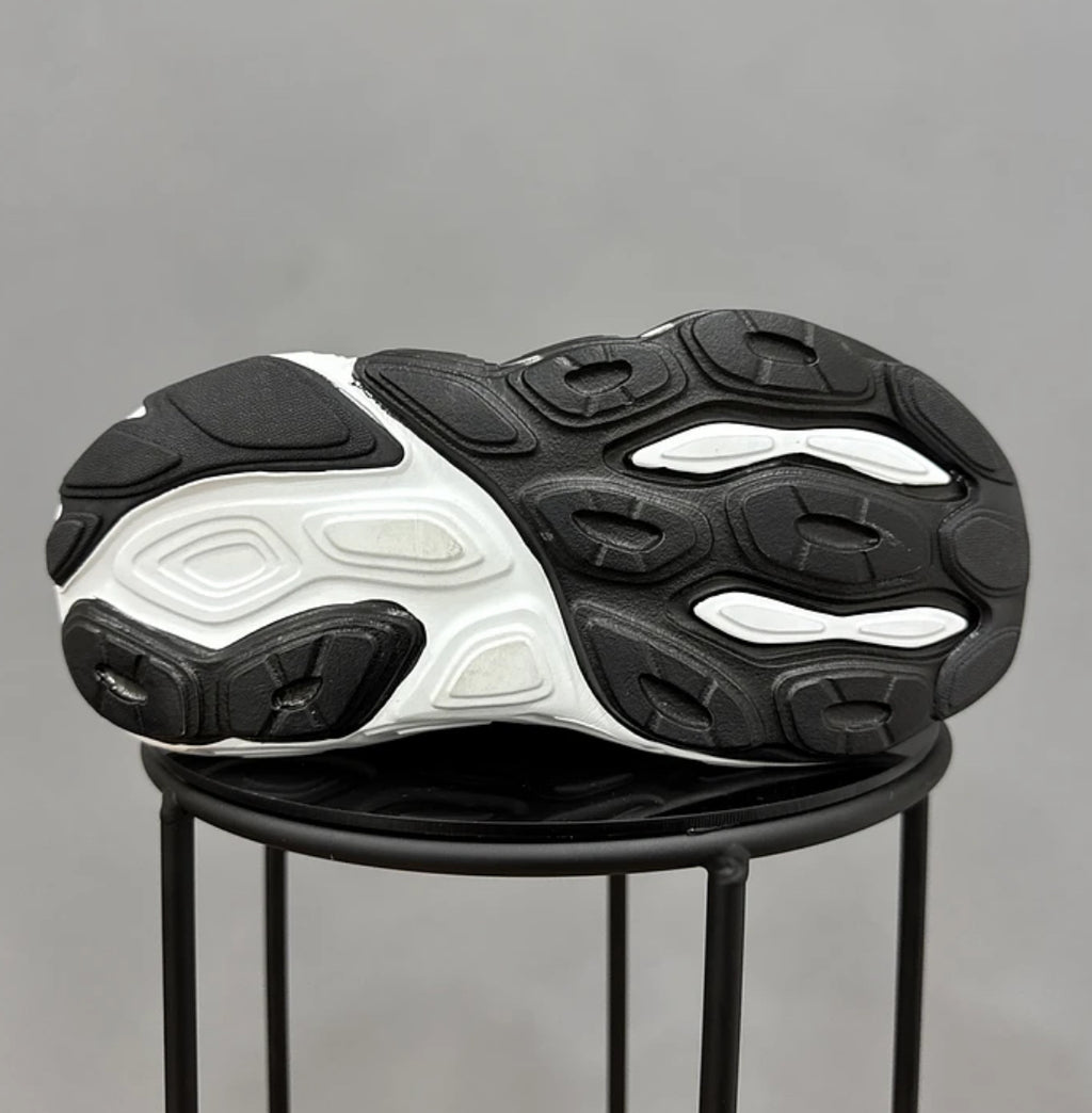 New Balance Fresh Foam Balos Negro