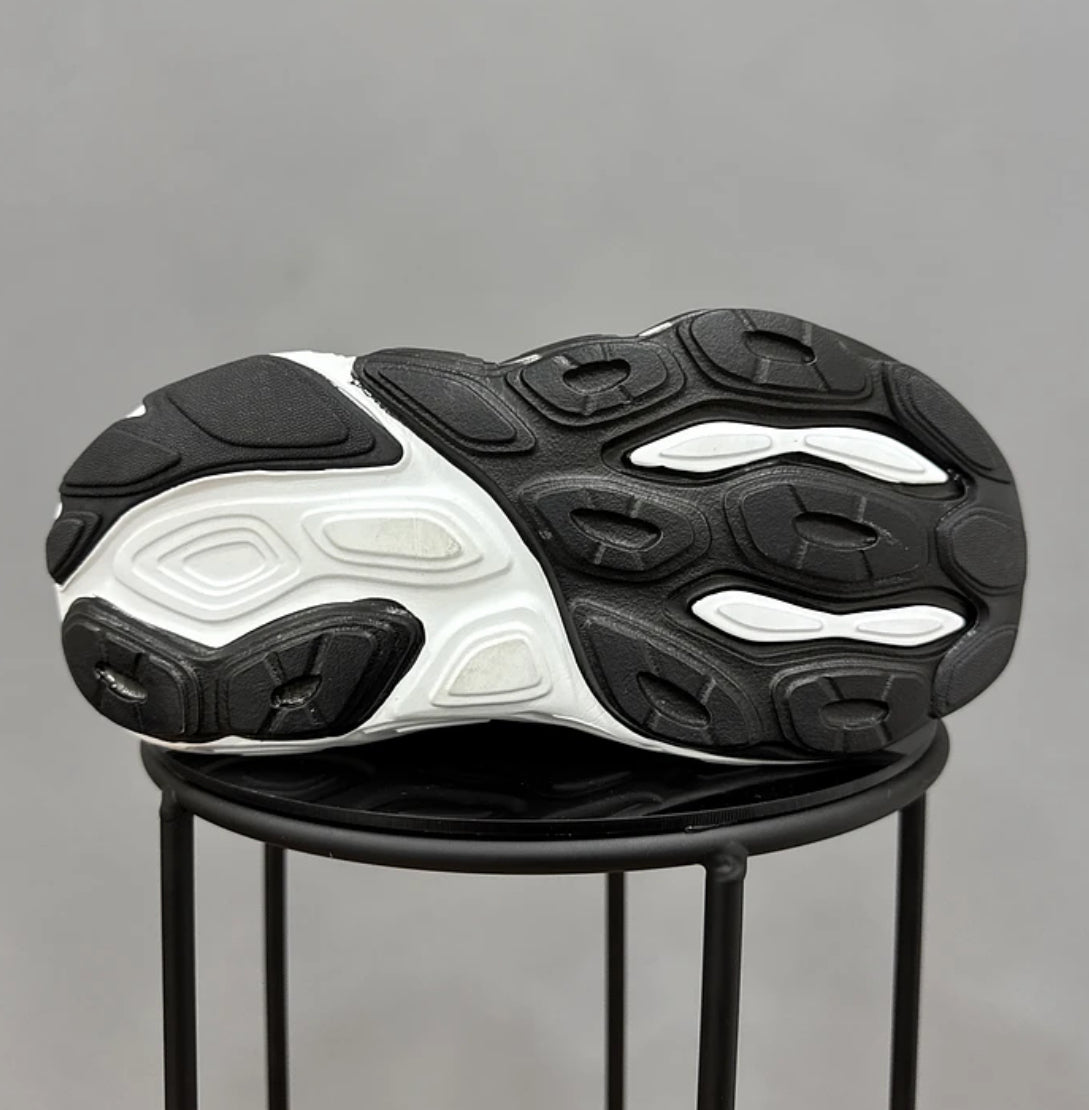 New Balance Fresh Foam Balos Negro