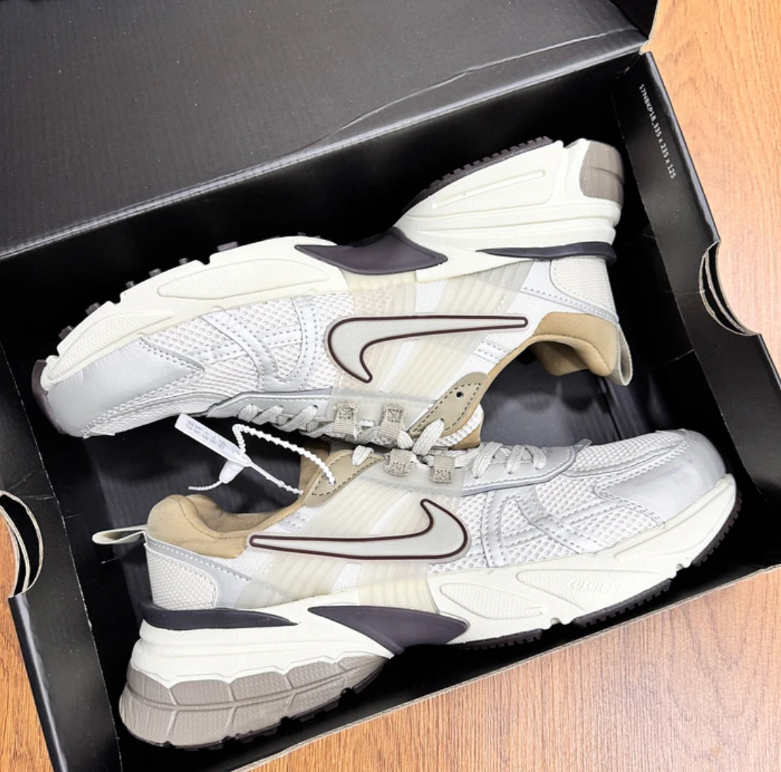 Nike V2K Run Brown