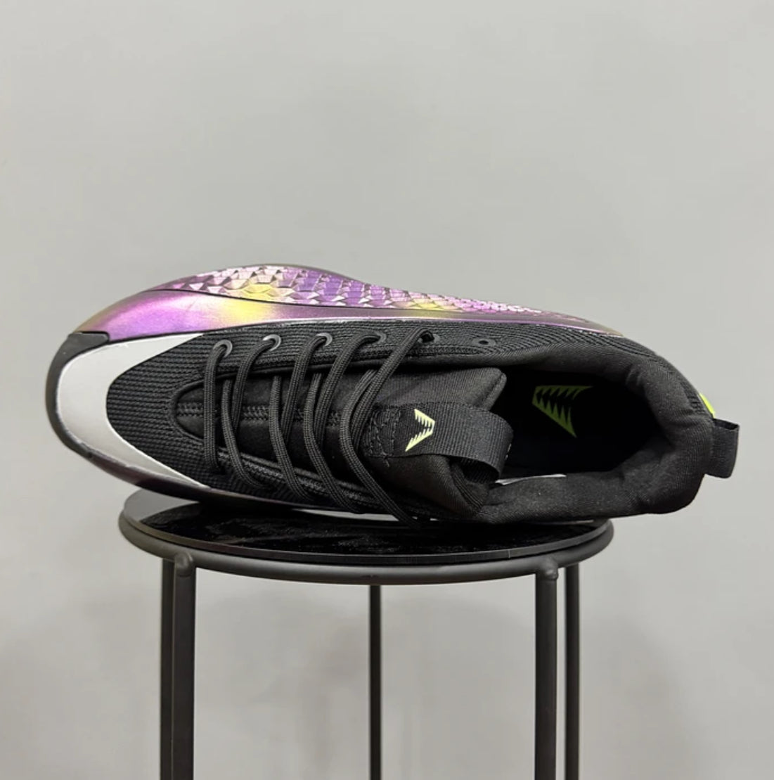 Adidas Ae 1 Low Tornasol
