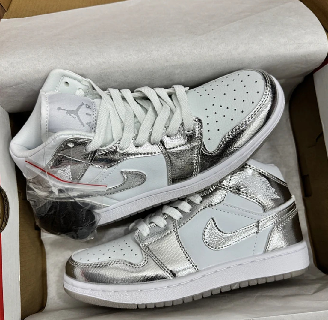 Jordan Retro 1 Mid Metallic Gris