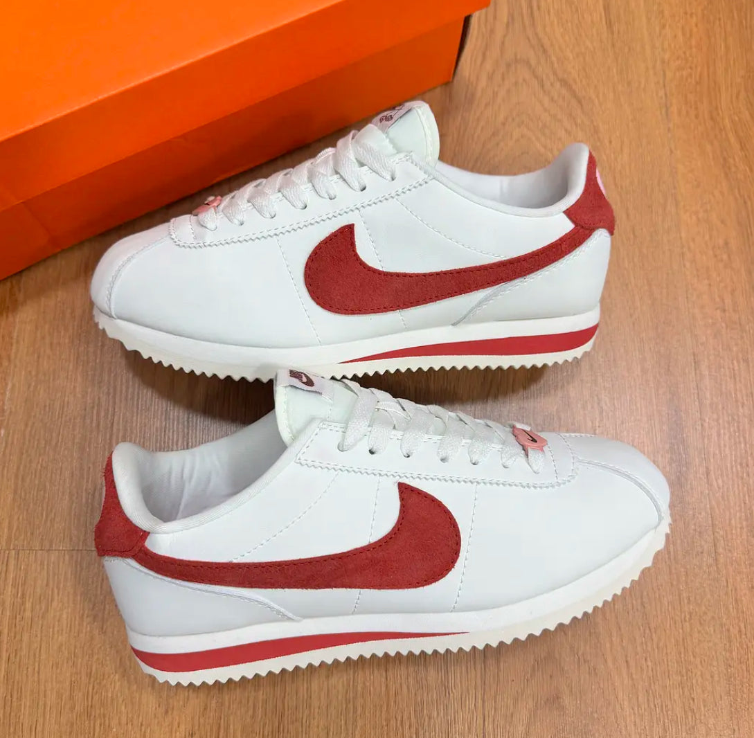 Nike Cortez San Valentín