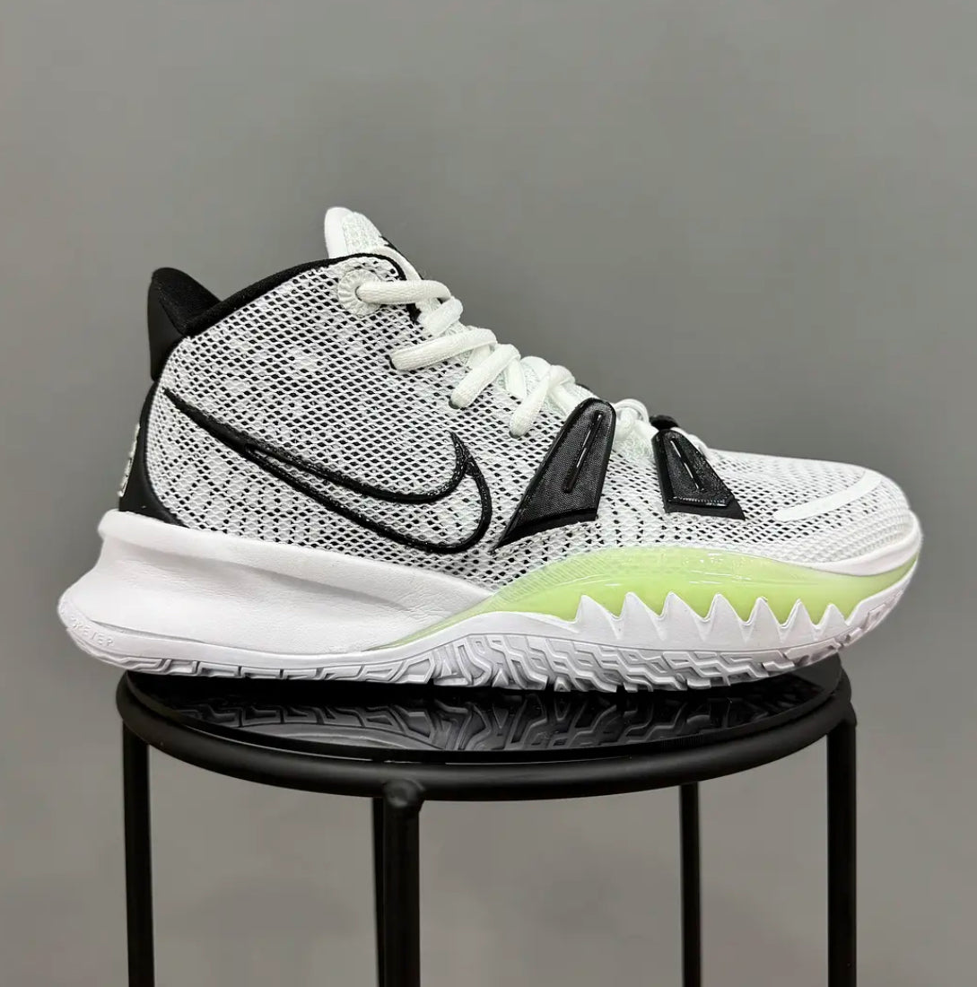 Nike Kyrie 7 Brooklyn Beats
