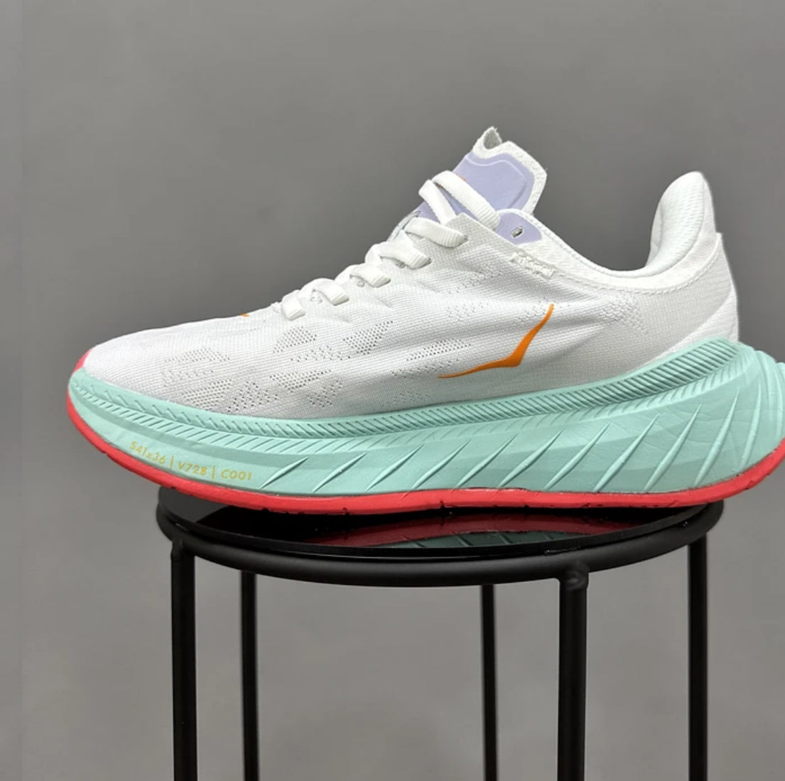 Hoka Carbon X2 White