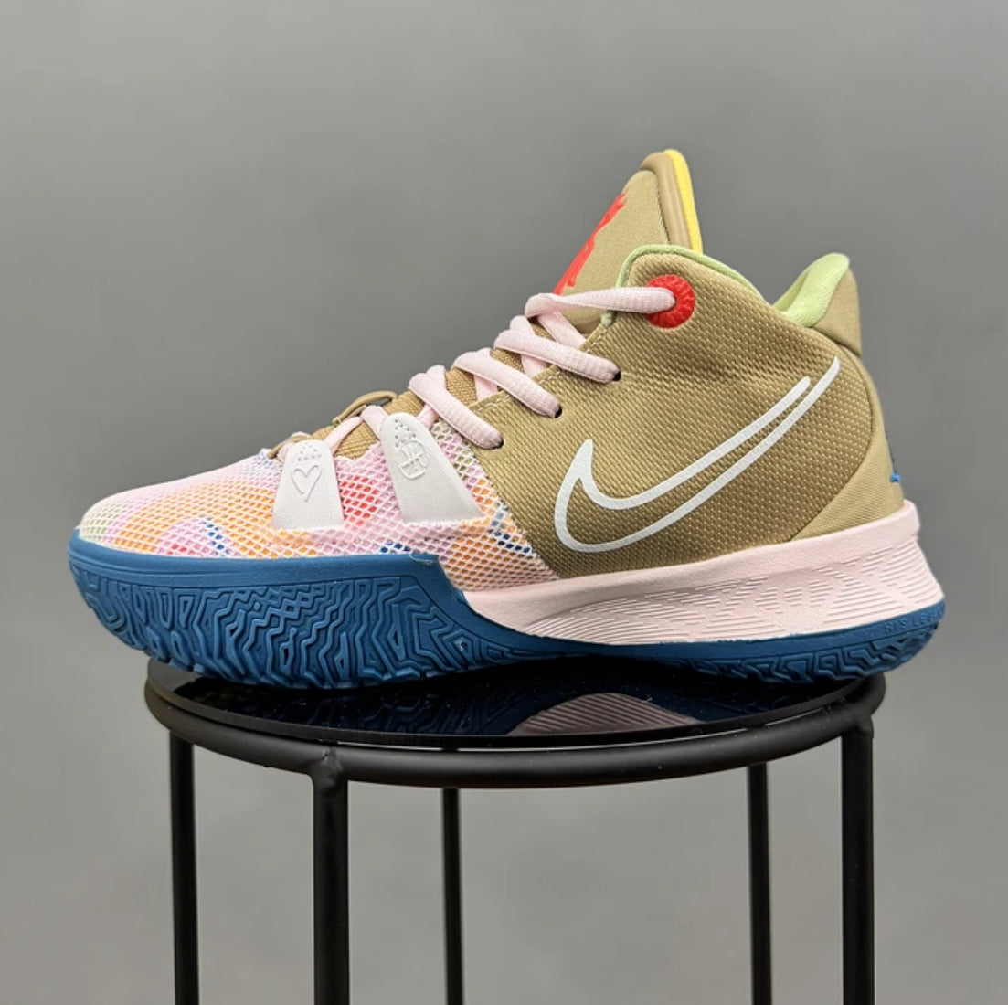 Nike Kyrie 7 Pink 1 World