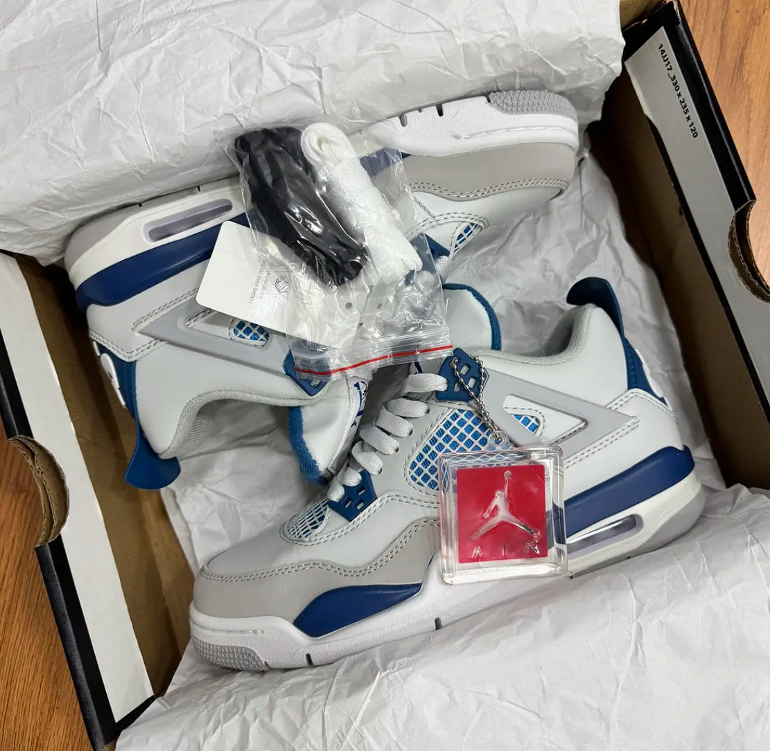 Jordan Retro 4 Military Blue