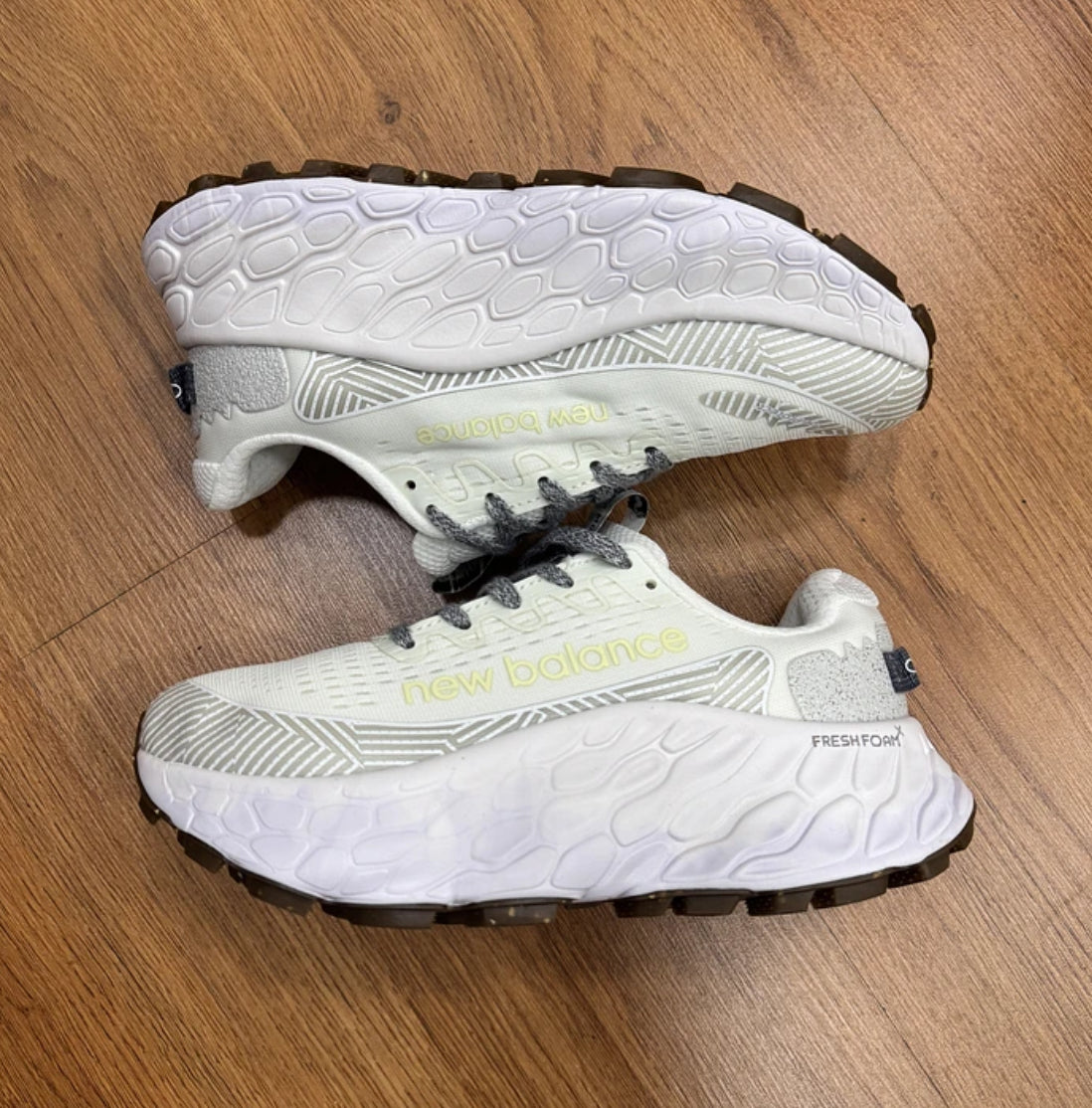 New Balance Trail More V3 White
