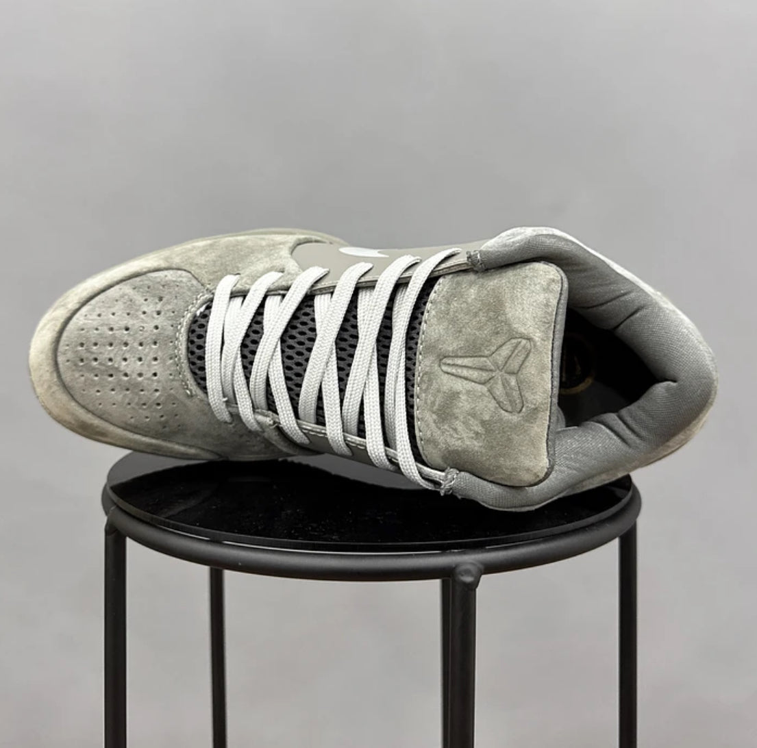 Nike Kobe 4 Grey