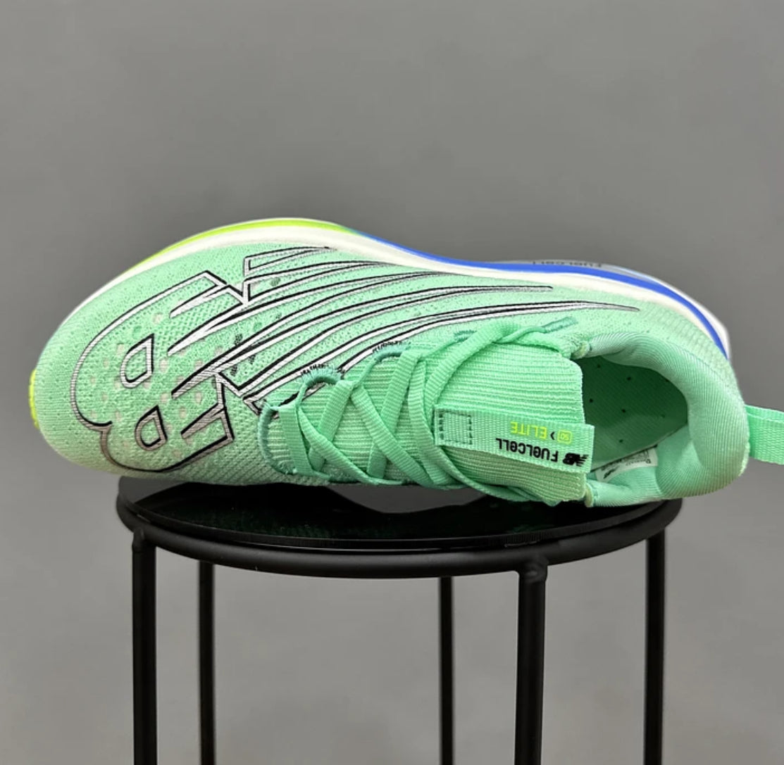 New Balance Elite V3 Menta