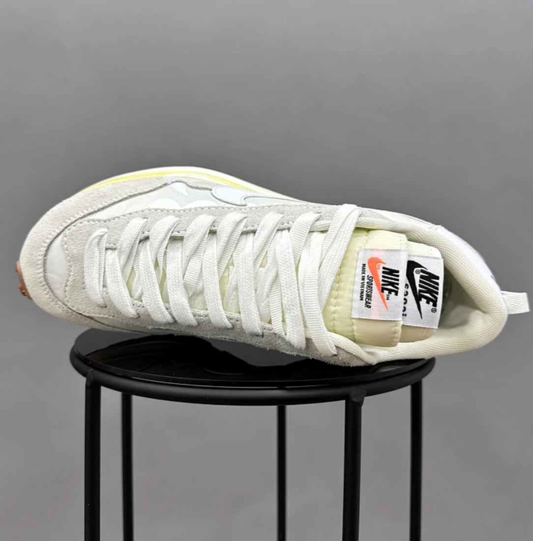 Nike Sacai Vaporwaffle White