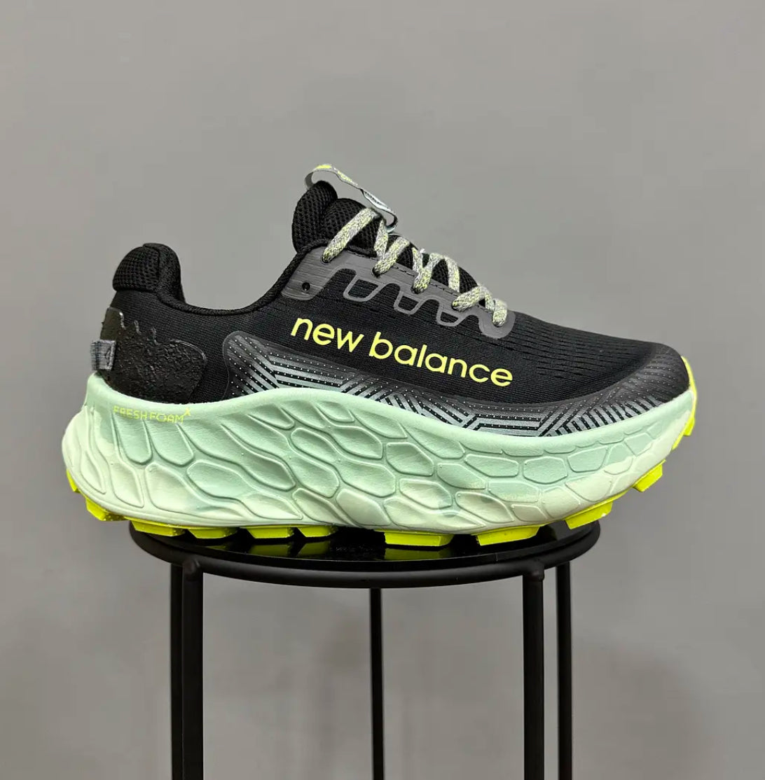 New Balance Trail More V3 Negro
