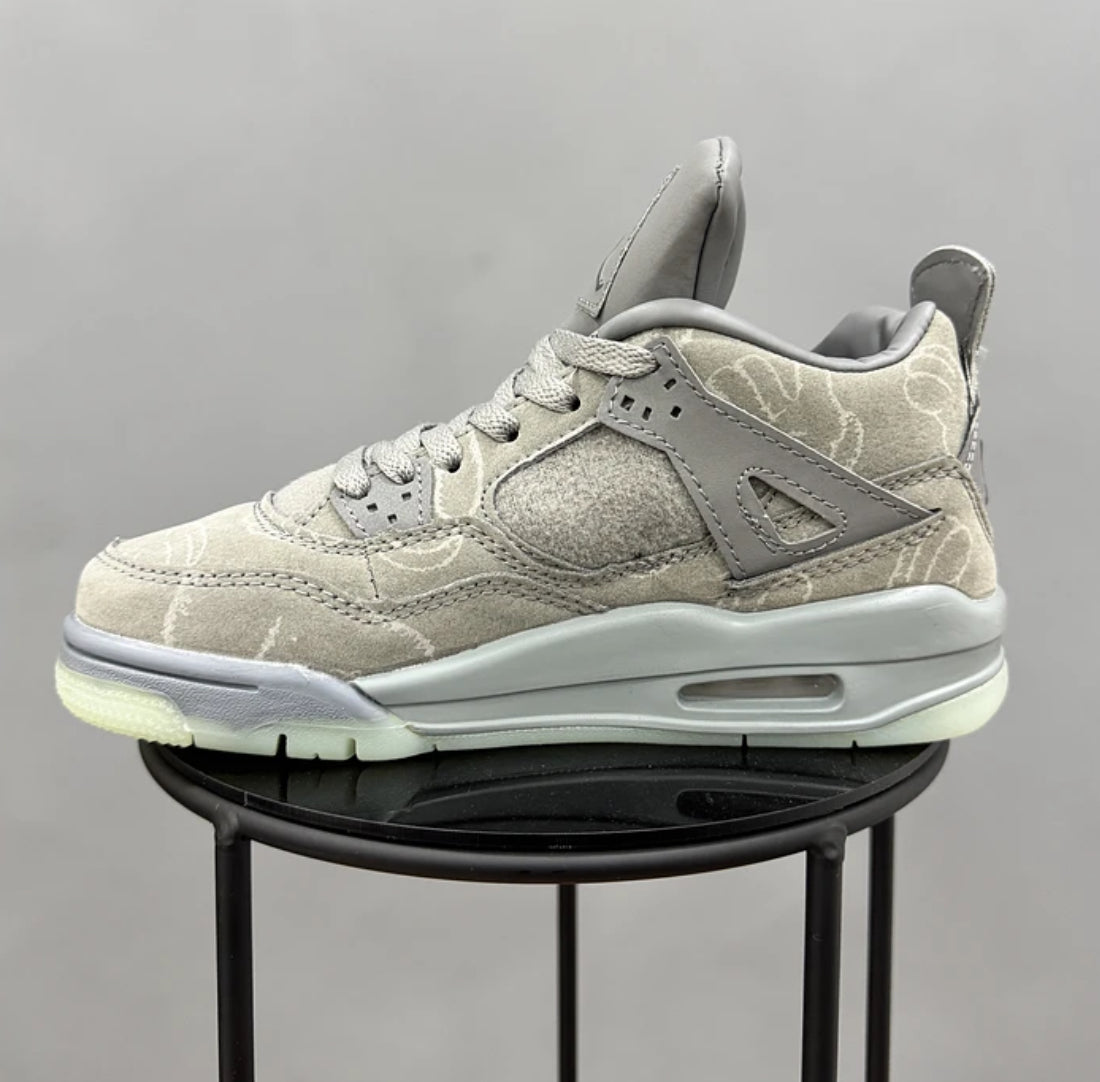 Jordan Retro 4 Kaws Gris