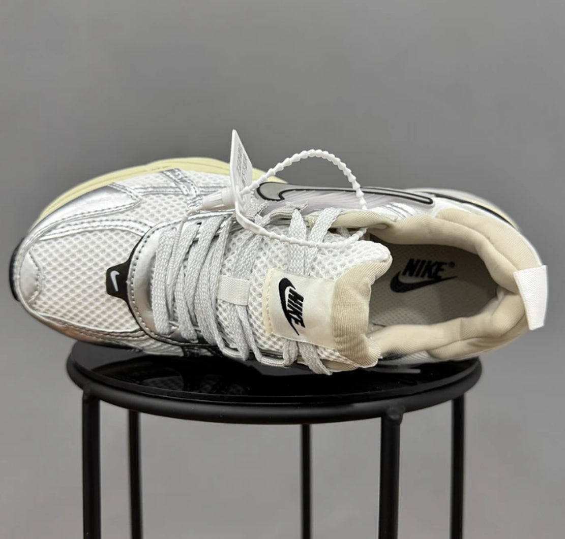 Nike V2K Run