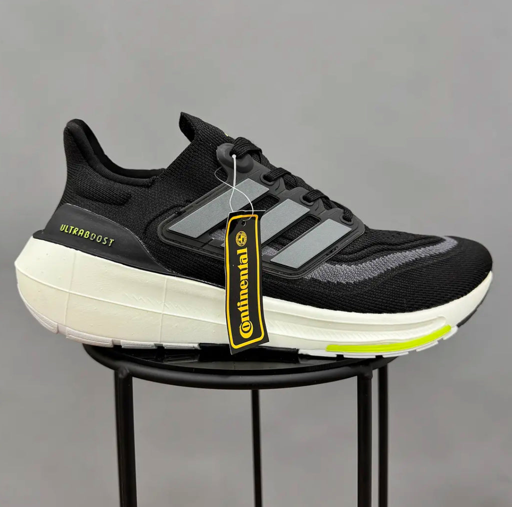Adidas Ultraboost Light Negro