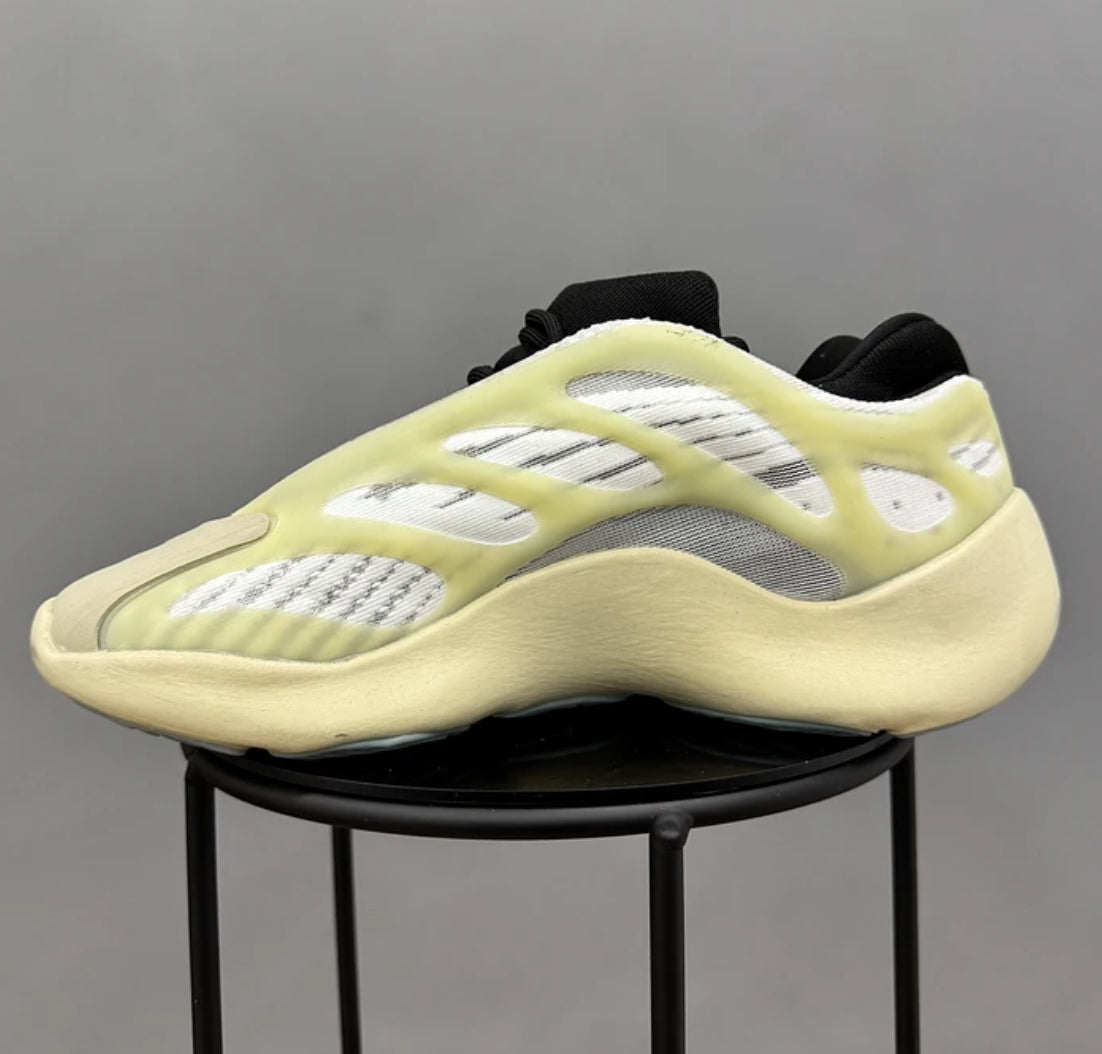 Adidas Yezzy 700 v3 Azael