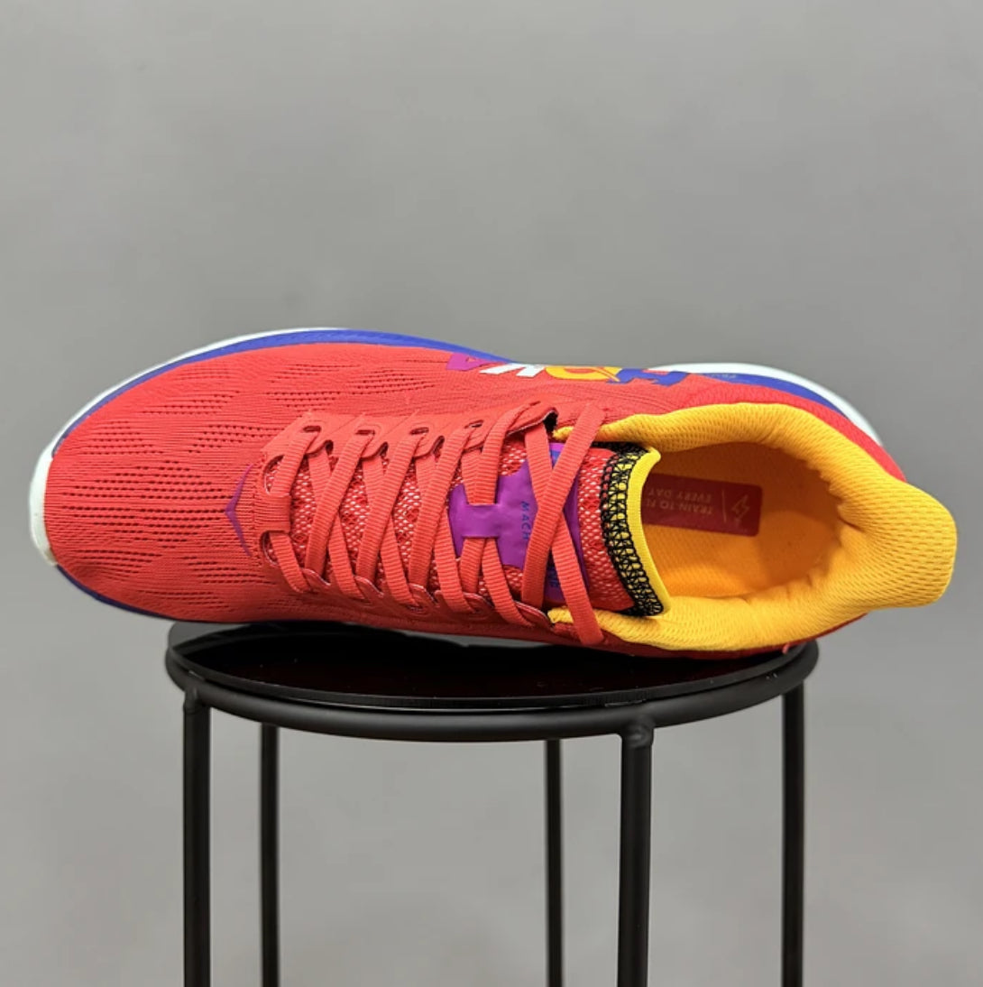 Hoka Mach 4 Rojo