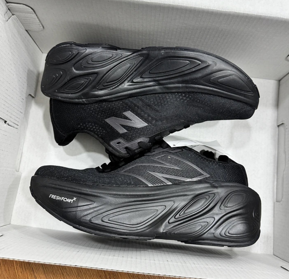 New Balance Fresh Foam More Black