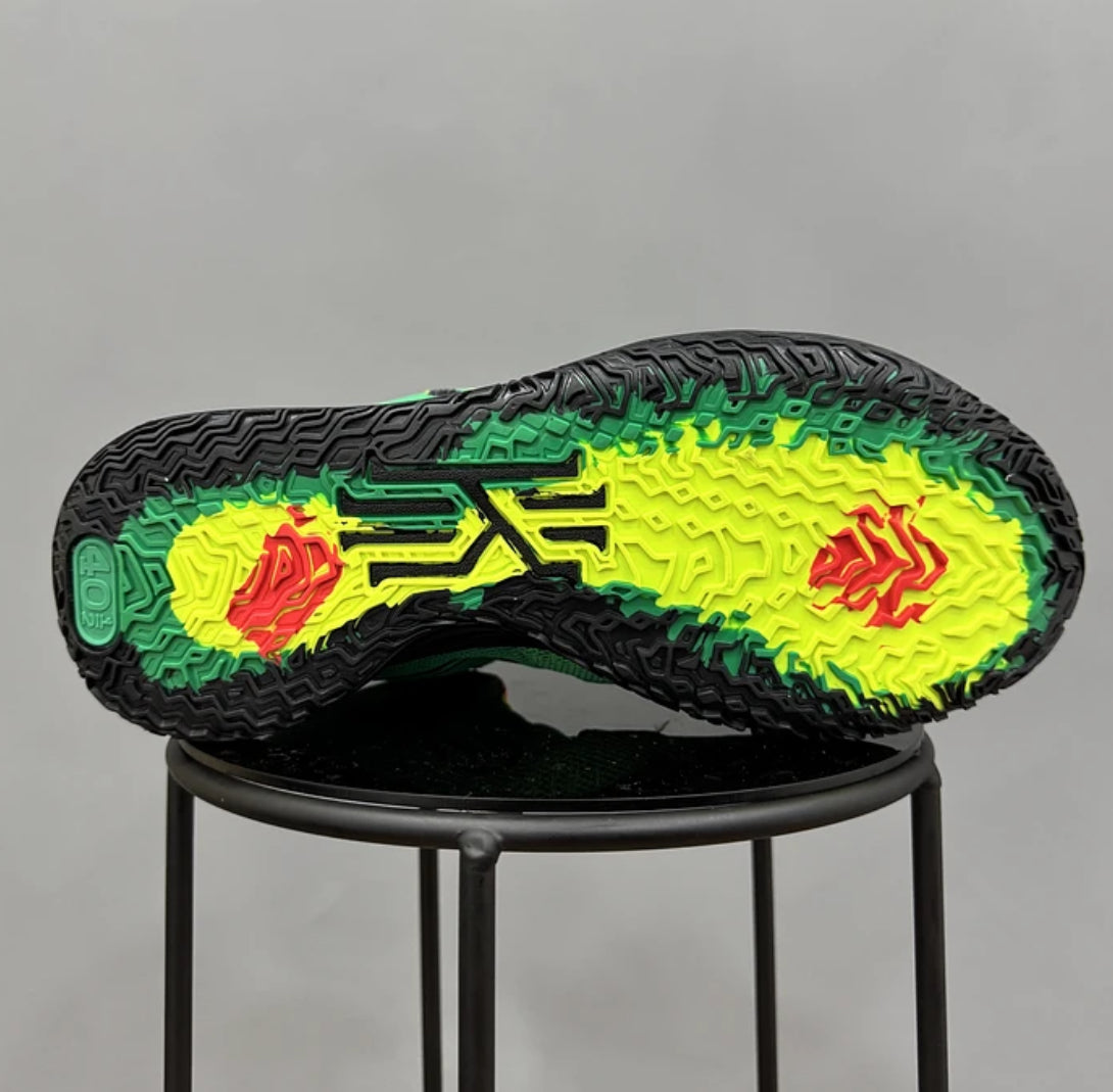 Nike Kyrie 7 Weatherman