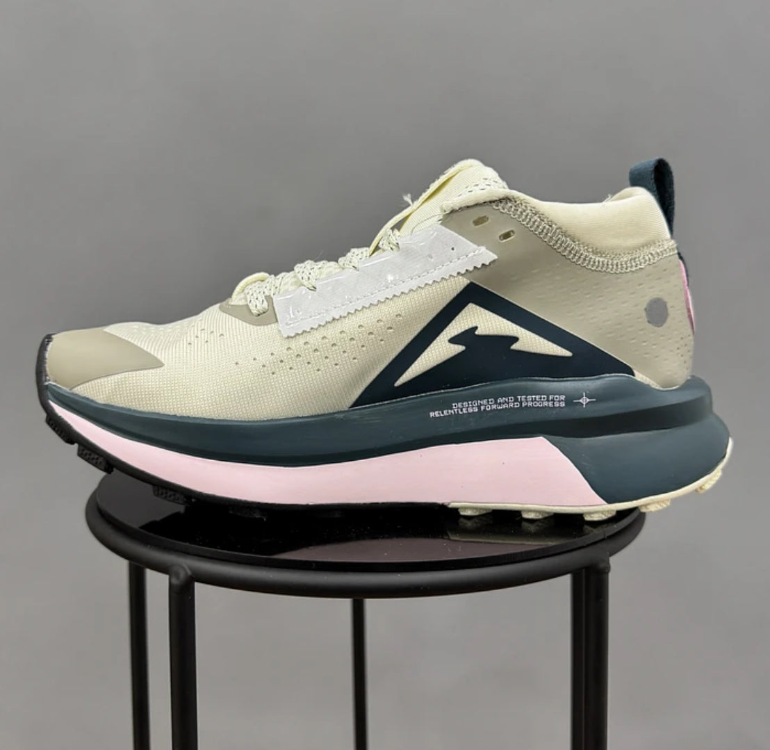 Nike Trail Zegama 2 Cream