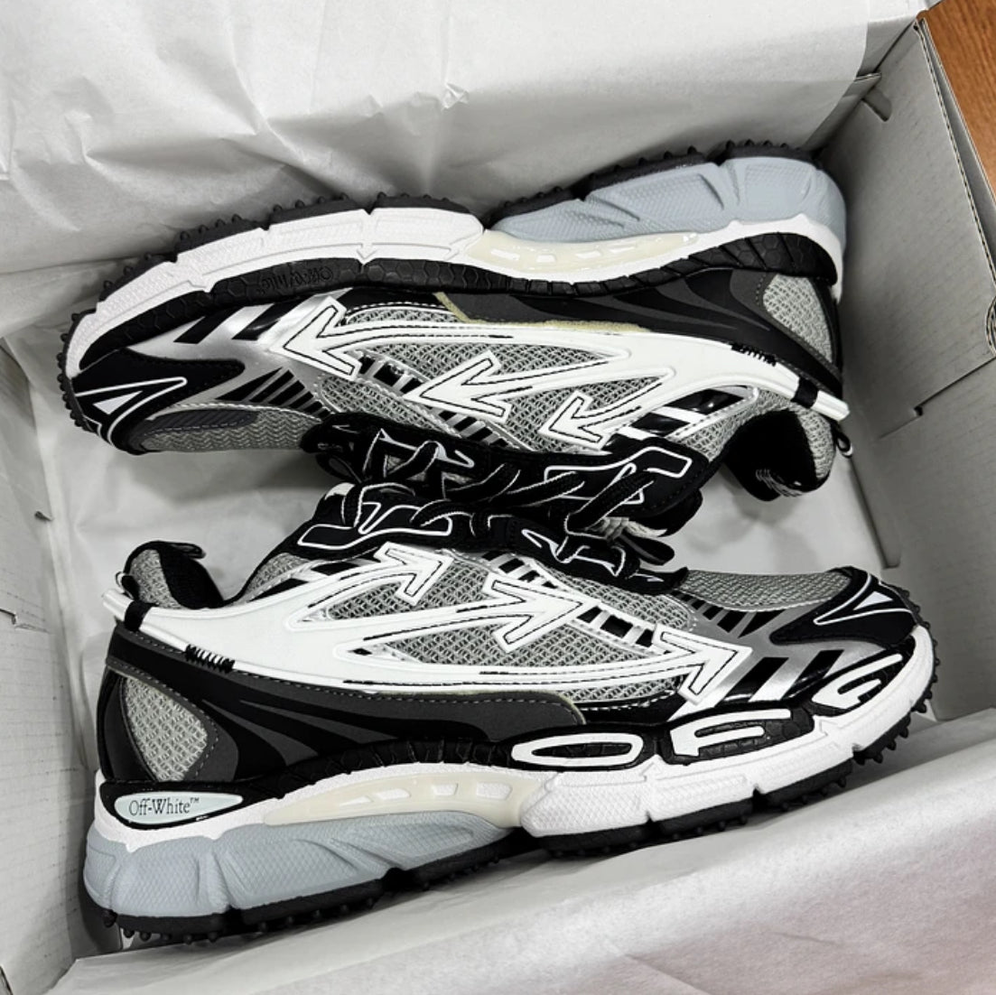 Off White Be Right Back Silver