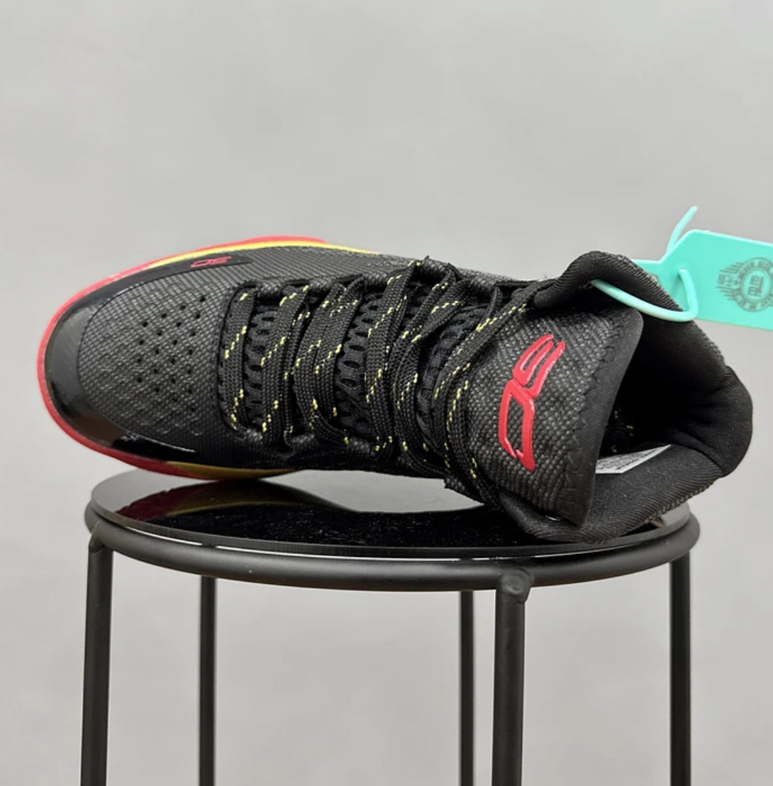 Under Armour Curry 1 Black Gold