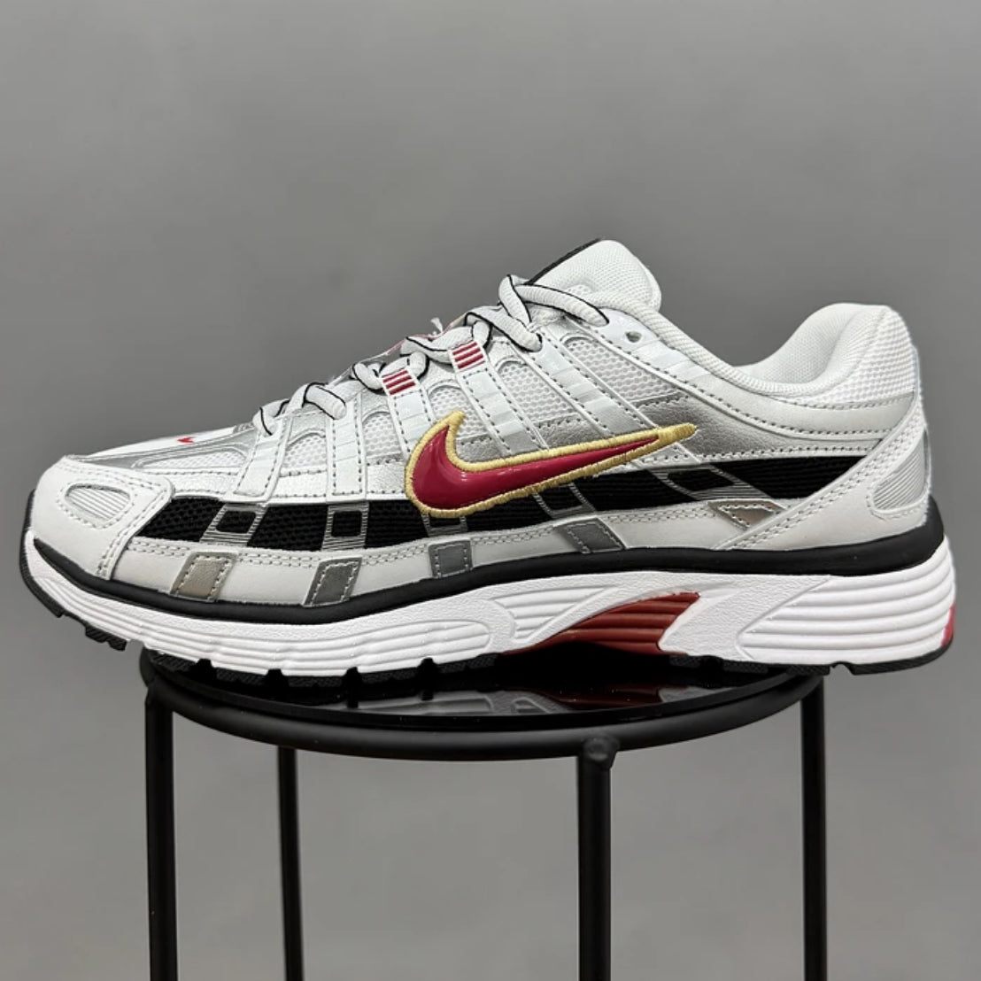 Nike P-6000 University Red