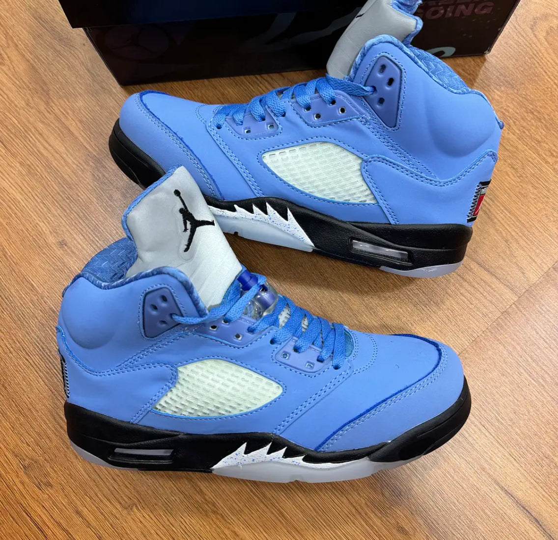 Jordan Retro 5 UNC