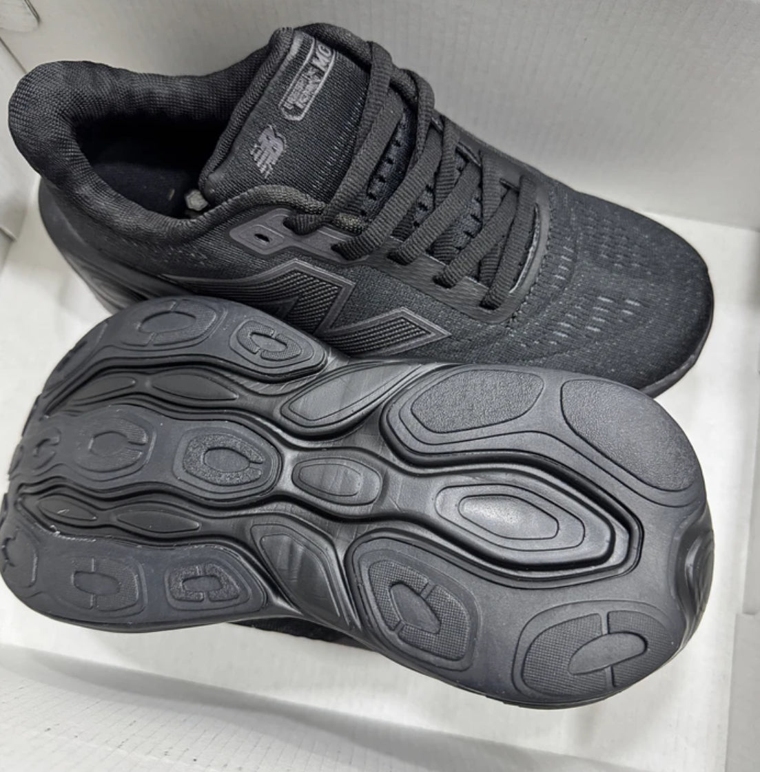 New Balance Fresh Foam More Black