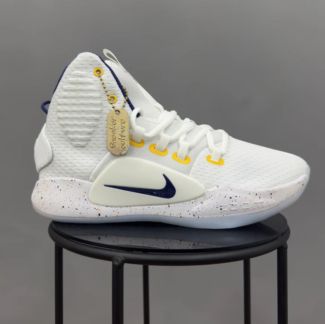 Nike Hyperdunk White