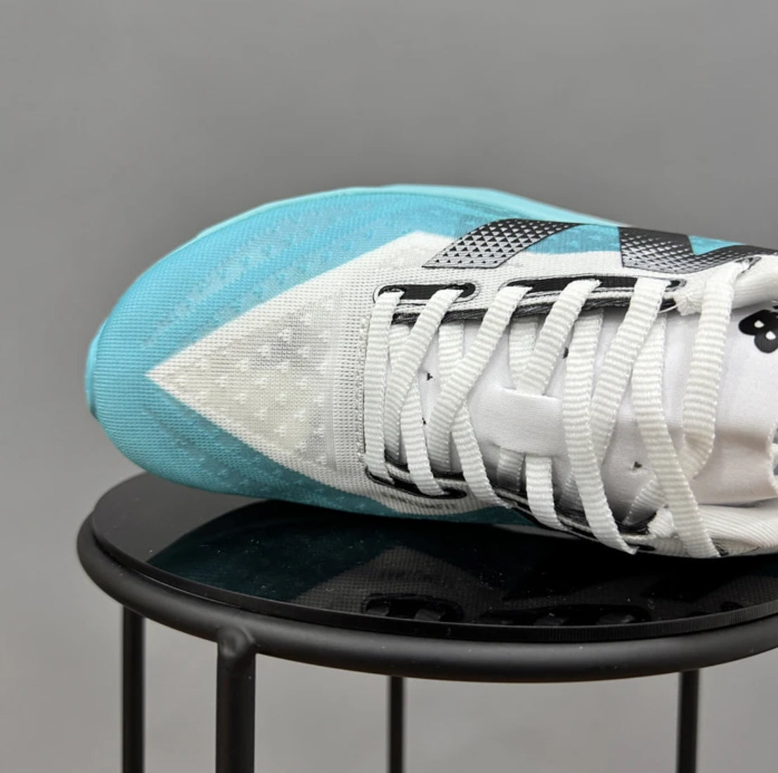New Balance Elite V4 Cyber Jade