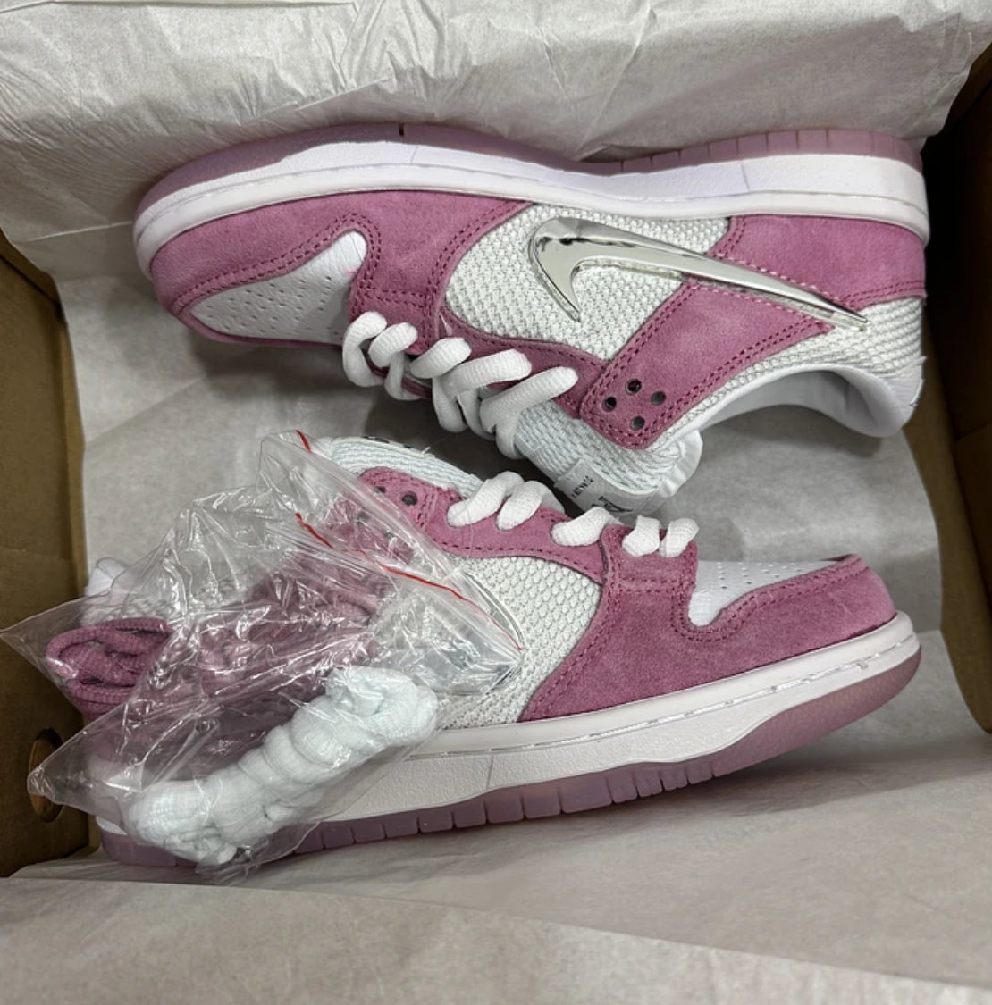 Nike Sb Dunk April Pink