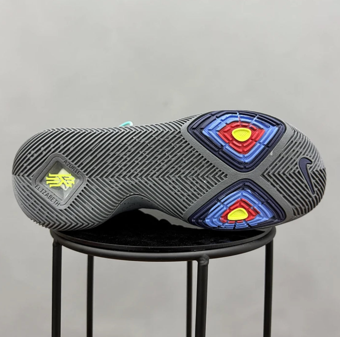 Nike Kyrie 3 New Grey