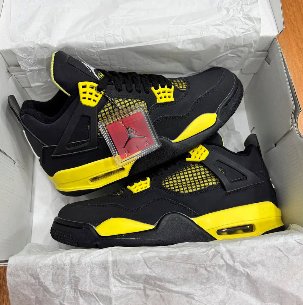 Jordan Retro 4 Black Yellow