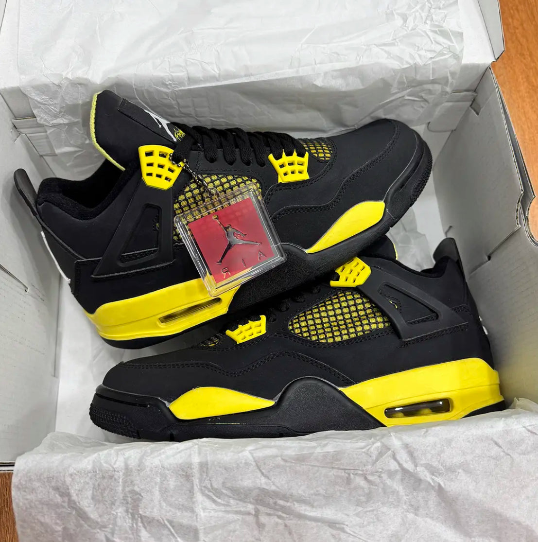 Jordan Retro 4 Black Yellow
