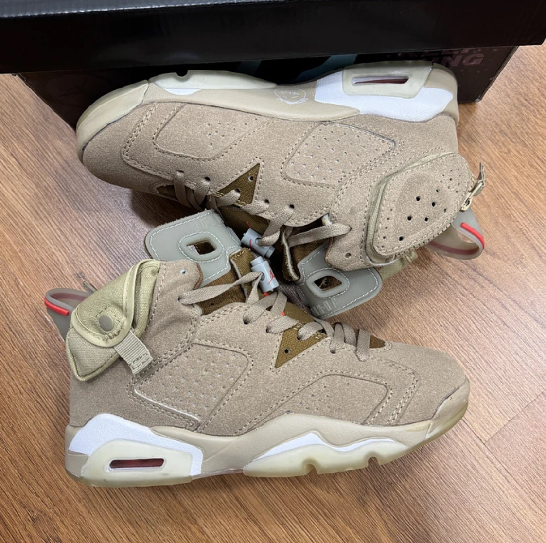 Jordan Retro 6 Travis Scott Khaki