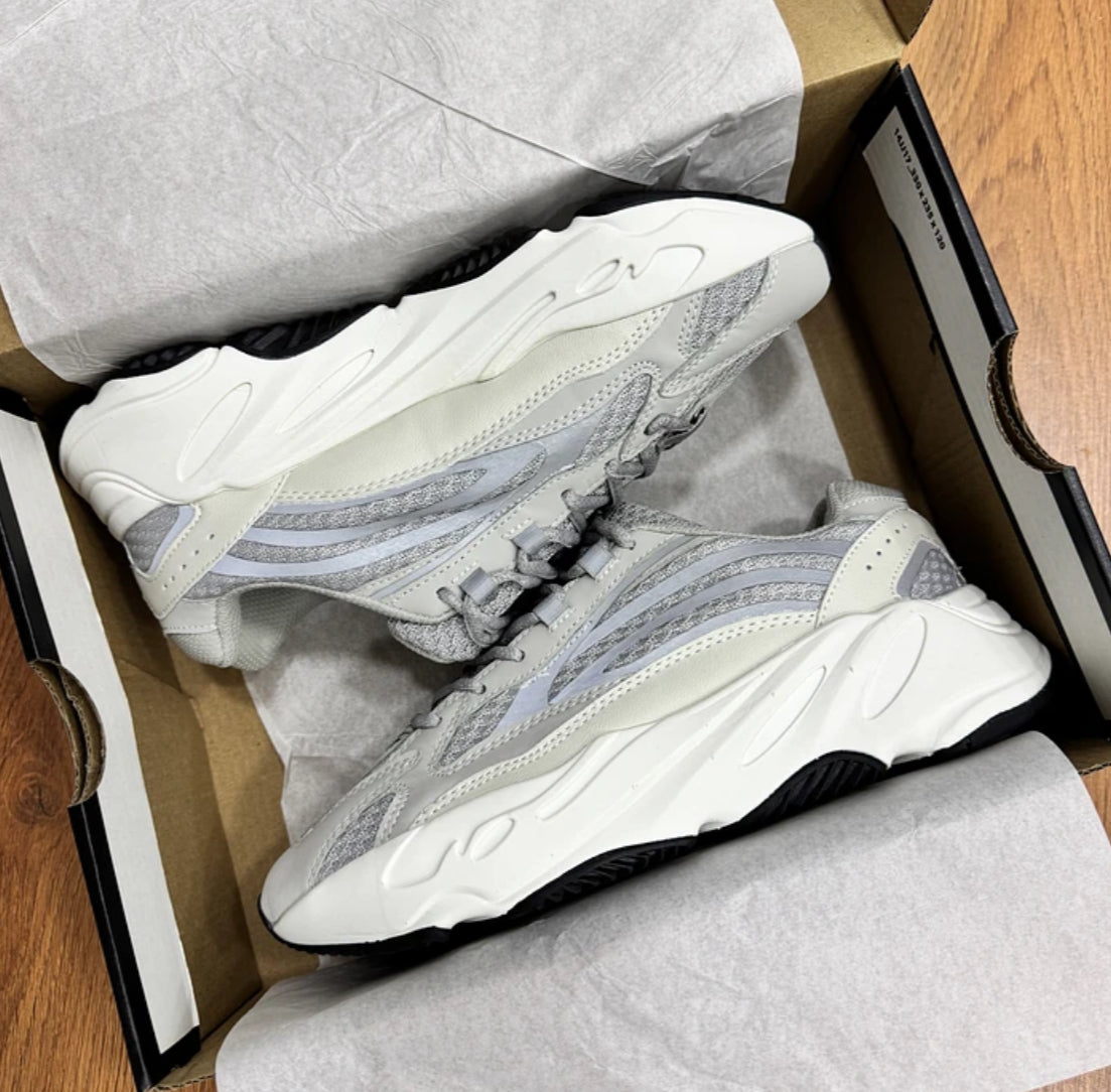 Adidas Yeezy 700 V2 Static