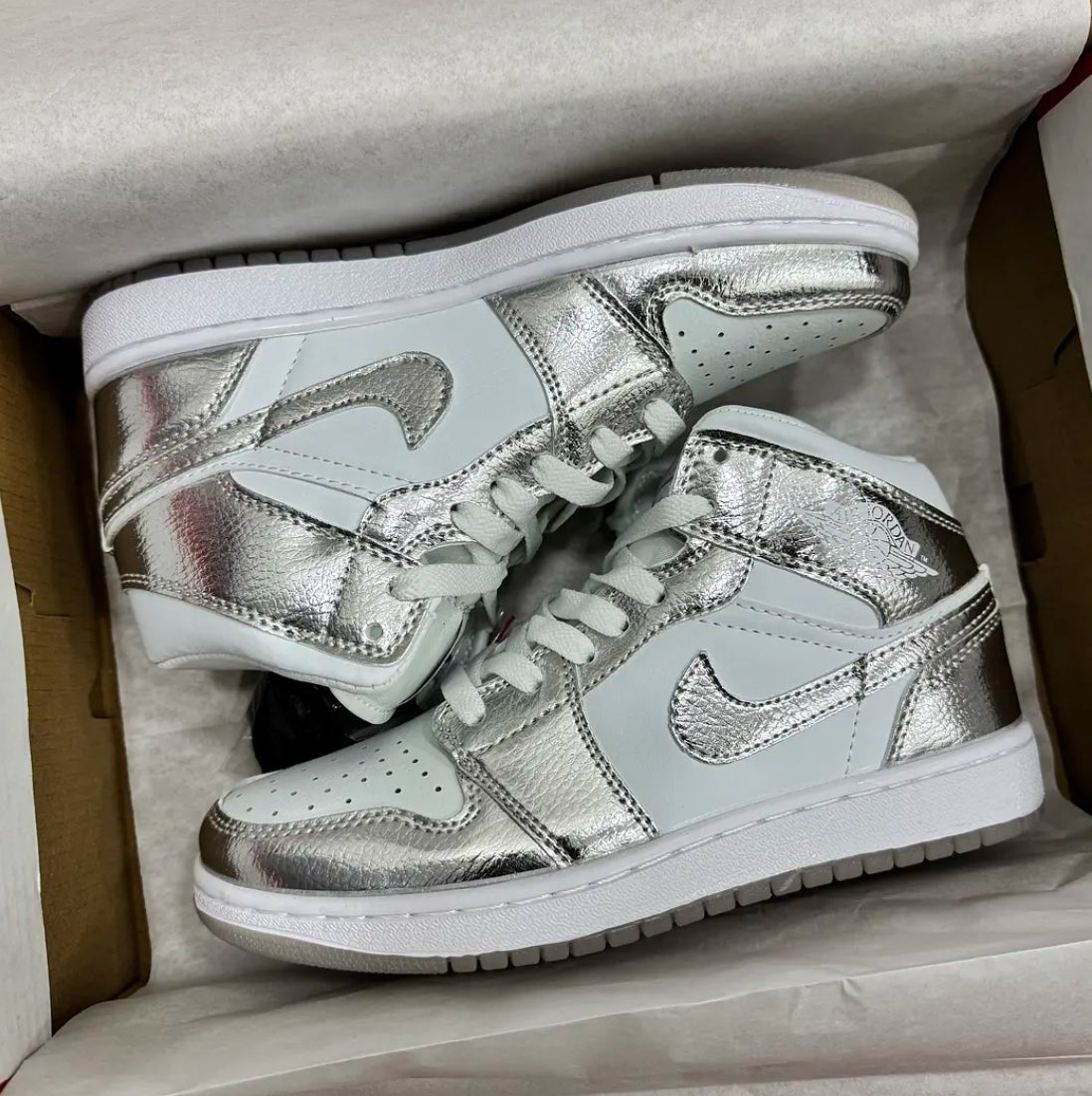 Jordan Retro 1 Mid Metallic Gris